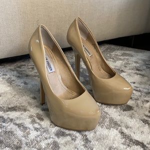 Steve Madden Nude Patent Leather Heels